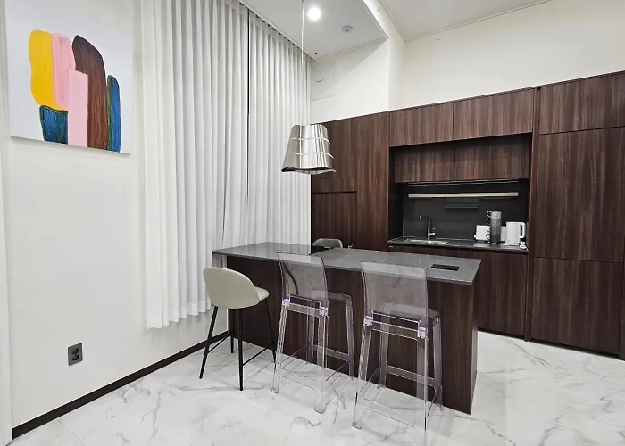 Euljiro Namsan Tower View Apartment