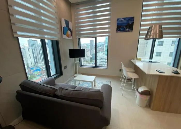 Euljiro Namsan Tower View Apartment Seoul