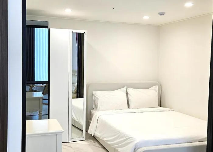 Euljiro Namsan Tower View Apartment *